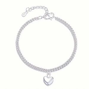 925 Sterling Silver Heart-Shaped Pendant Bracelet New in Packaging